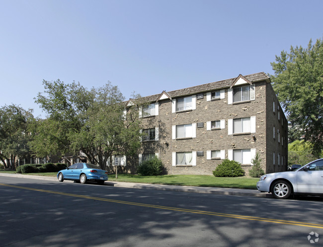 Foto del edificio - Rustic Arms Apartments