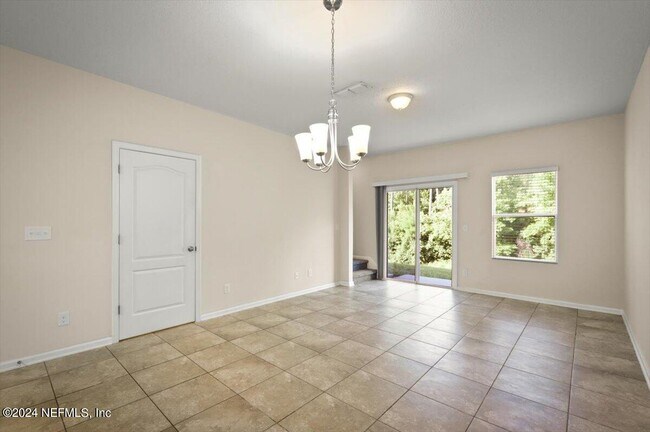 Building Photo - 792 Servia Dr