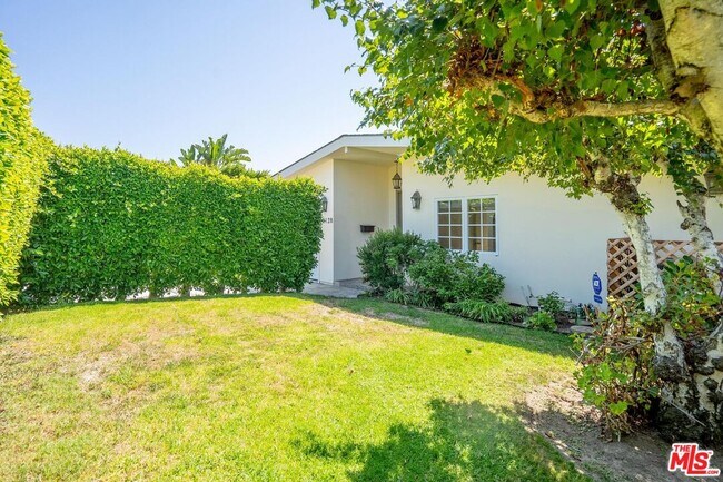 Foto del edificio - 18128 Kingsport Dr