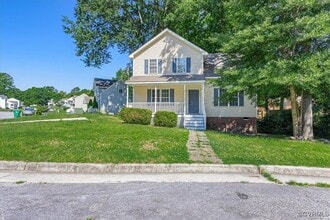 Building Photo - 112 E Highland Ct