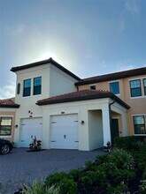 Building Photo - 10027 Crooked Crk Dr