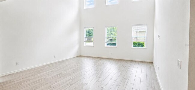 Building Photo - 9049 Bradleigh Dr