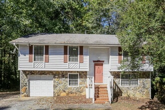 Building Photo - 1352 Buttercup Ct