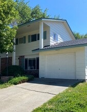 Building Photo - 1402 N Brook Ct