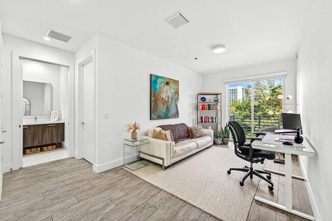Foto del edificio - 1034 NE 18th Ave