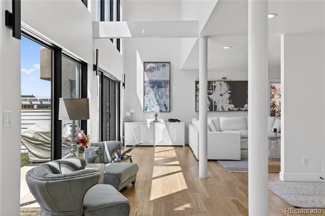 Foto del edificio - 5410 E Dakota Ave