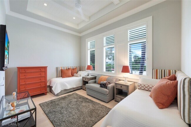 Foto del edificio - 425 Harbour Dr