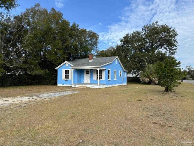 Building Photo - 1400 Wisteria Ave