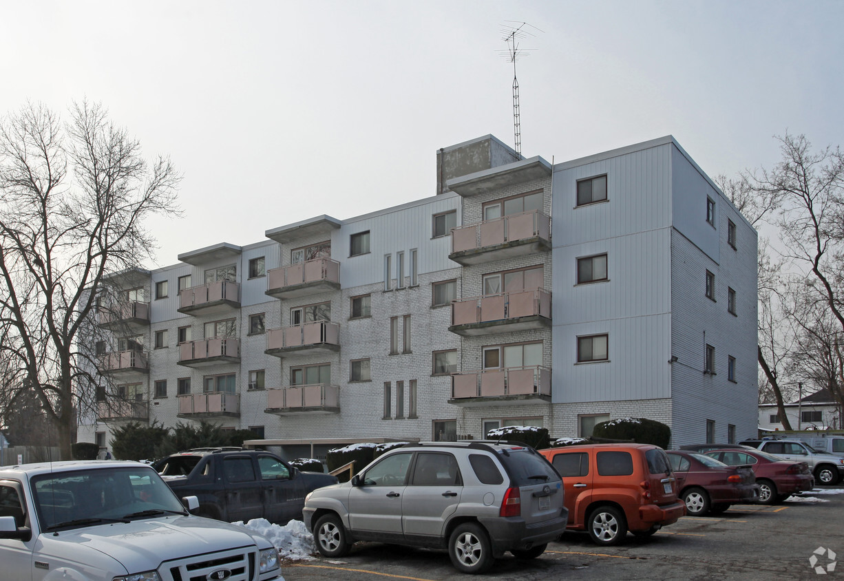 Primary Photo - Villa Franca
