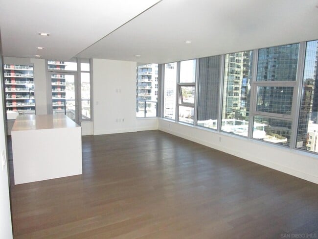Building Photo - 1388 Kettner Blvd