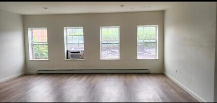 Building Photo - 668 Snediker Ave
