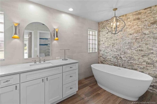 Foto del edificio - 2385 SW Creekside Dr