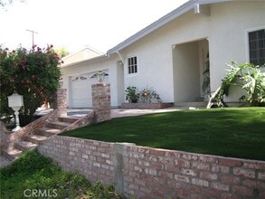 Building Photo - 22028 Independencia St