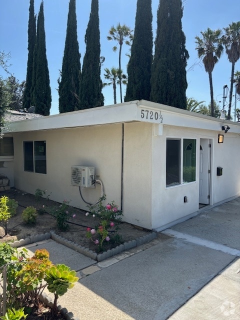 Building Photo - 5720 Wallis Ln