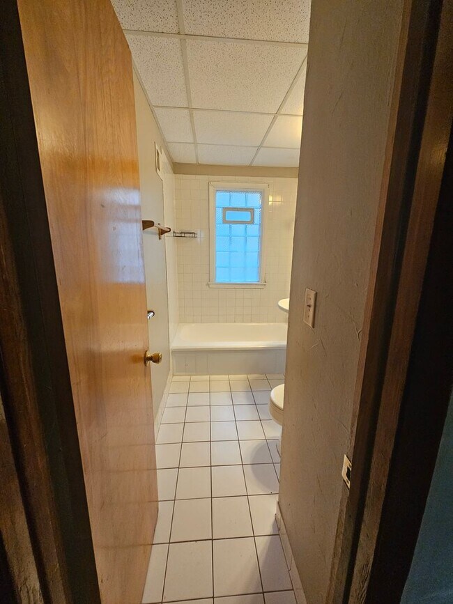 Foto del edificio - 4344-4346 N 88th St - Duplex