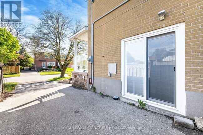 Building Photo - 89-89 Shier Dr