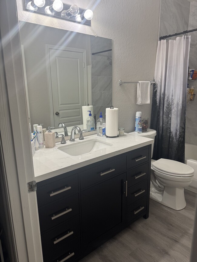 Foto del edificio - 17112 Carrington Park Dr