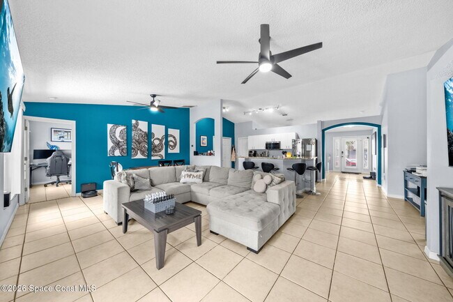 Foto del edificio - 831 Koln Ct NW