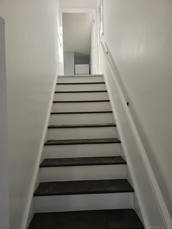 Foto del edificio - 641 Middletown Ave