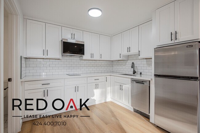 Foto del edificio - Bright and Cozy Studio with Mini-Split, Up...