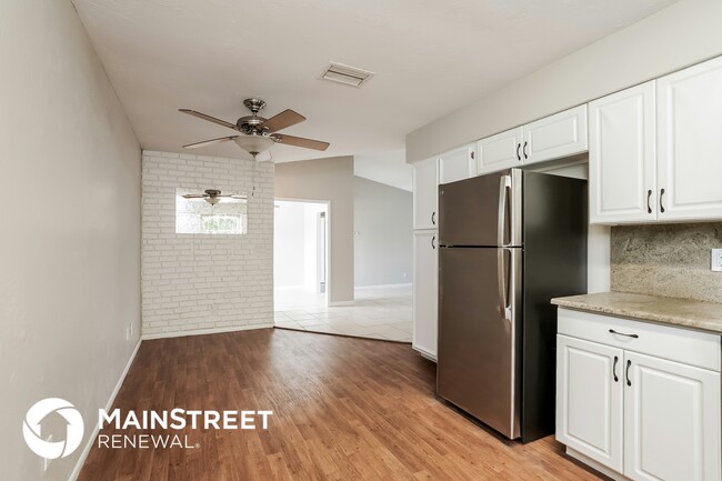 Building Photo - 15802 Key Grass Ln