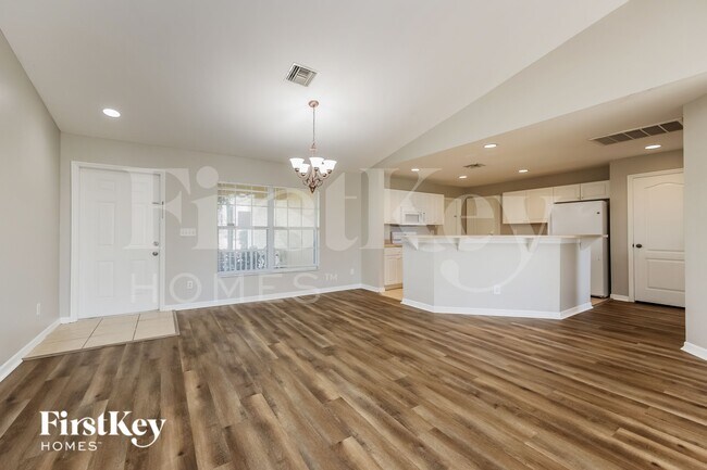 Building Photo - 4026 NE 22nd Ave