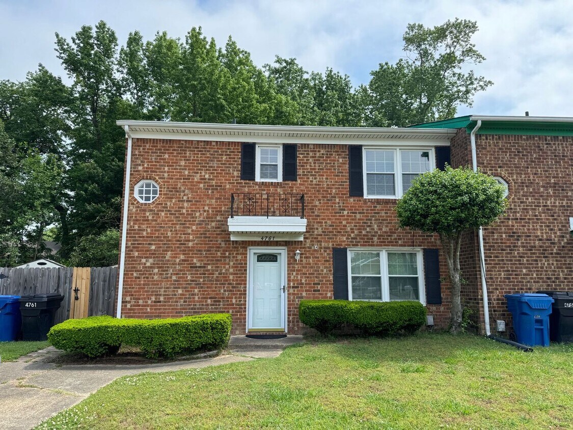 Primary Photo - Welcome to this charming 3 bedroom "ASK AB...