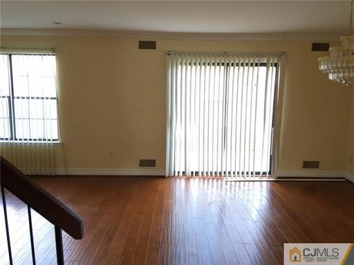 Building Photo - 36 Woodfern St