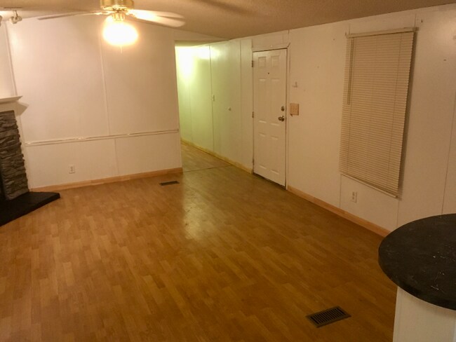 Foto del edificio - 1330 Southpoint Dr