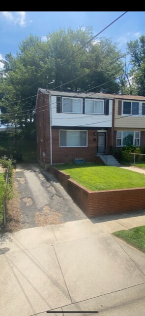 Front House - 2231 Afton St