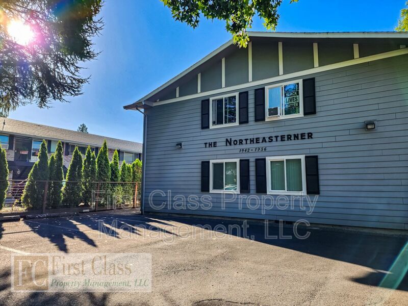Primary Photo - 1950 NE TILLAMOOK St
