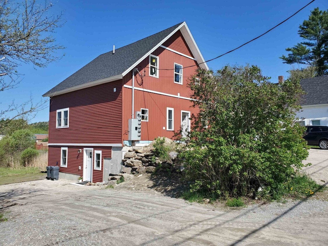 Primary Photo - 23 Canaan St