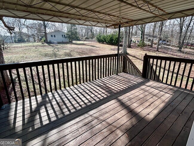 Building Photo - 22 Meadow Chase Way