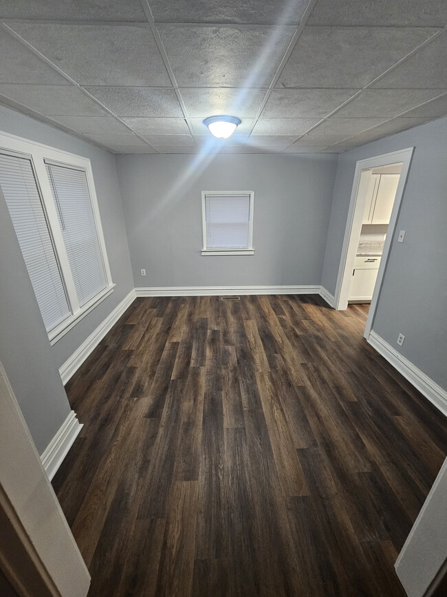 Foto del edificio - 1308 Loretta Ave