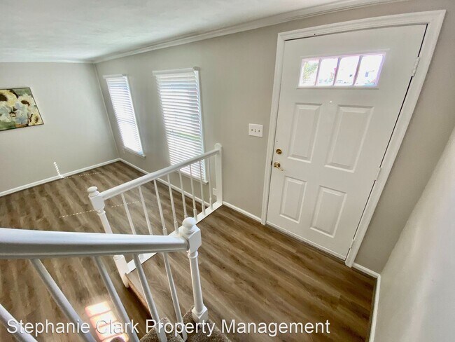 Building Photo - 1657 Sword Dancer Dr