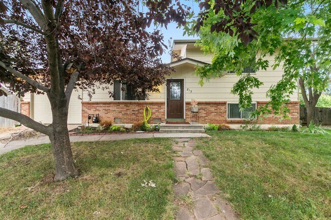 Foto del edificio - Charming 3 Bedroom, 2 Bathroom Home in Windsor!