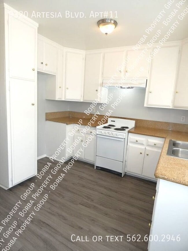 Foto del edificio - 9320 Artesia Blvd