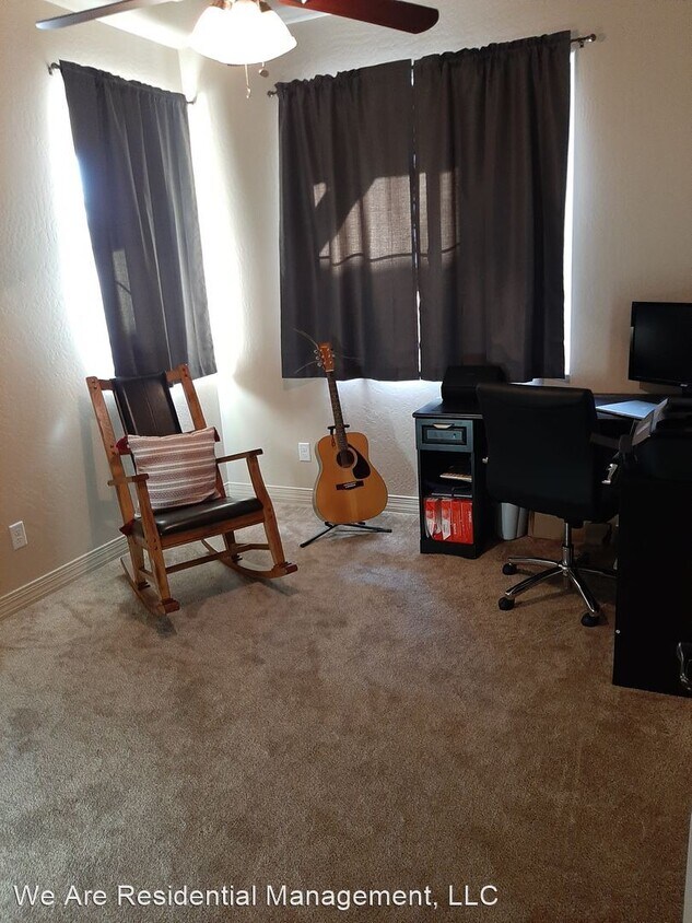 Foto del edificio - 3 br, 2 bath House - 3120 E Cold SpringsTrail