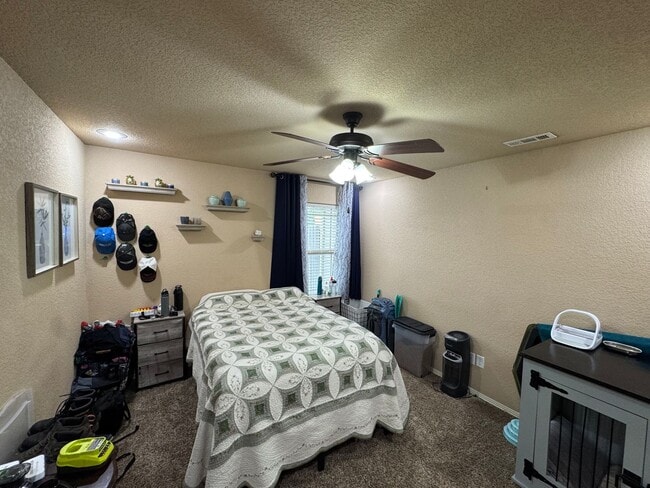 Foto del edificio - 1008 Kensington Dr