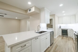 Building Photo - 14141 Misty Meadow Ln