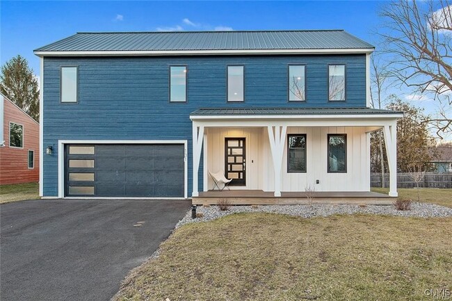 Building Photo - 131 Xavier Cir