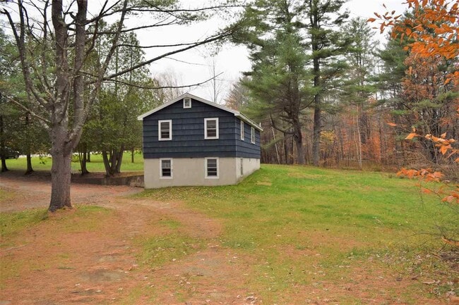 Building Photo - 20 Old Turnpike Rd