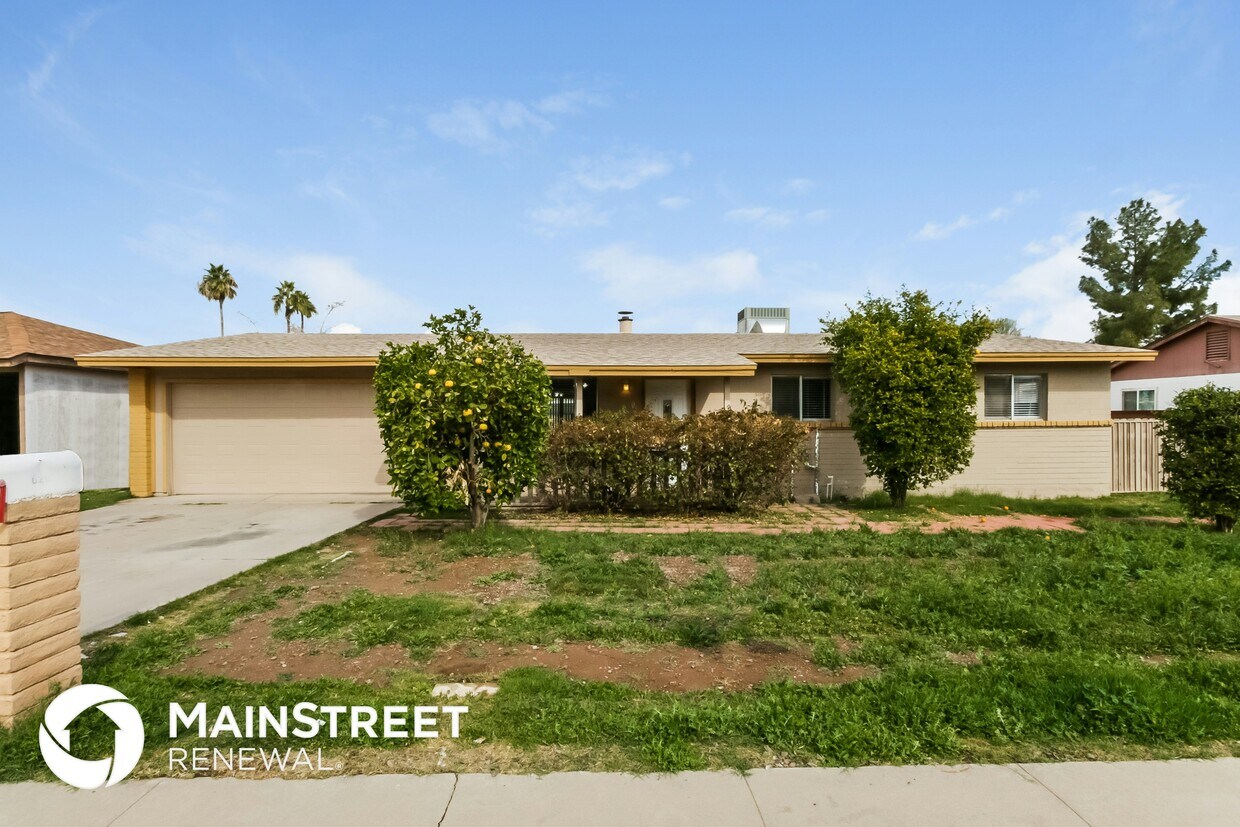 Foto principal - 628 E Flower Ave