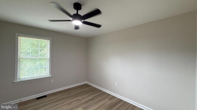 Foto del edificio - 10100 Bellevue Ct