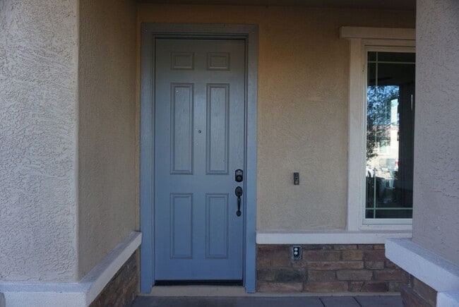 Building Photo - 6322 S 24th Pl