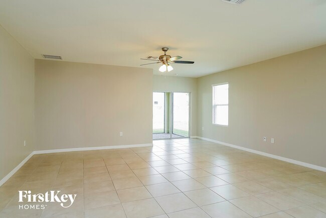 Foto del edificio - 3186 Cozumel Ct