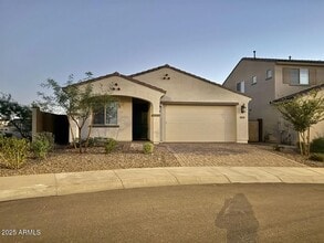 Building Photo - 8905 W Orange Dr