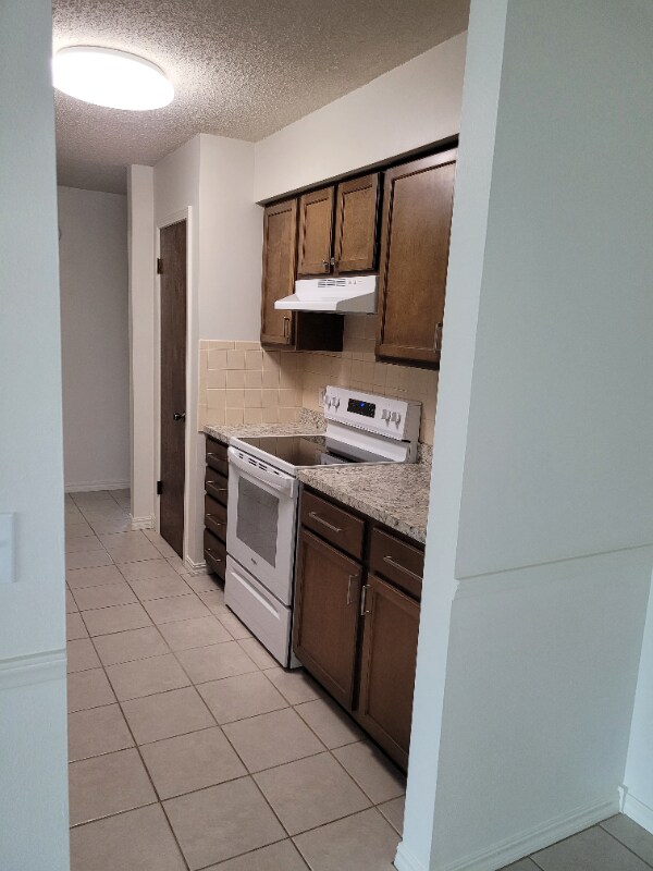 Foto del edificio - 2613 W Oak St