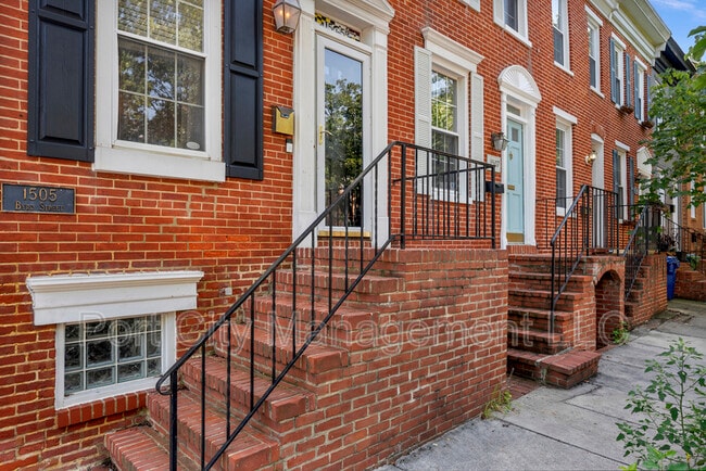Building Photo - 1505 Byrd St