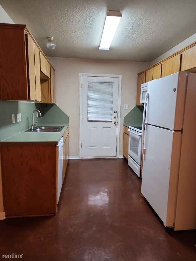 Building Photo - 3 br, 2 bath Duplex - 1606 Libby Ln
